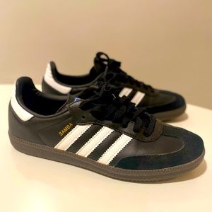 adidas Sambas